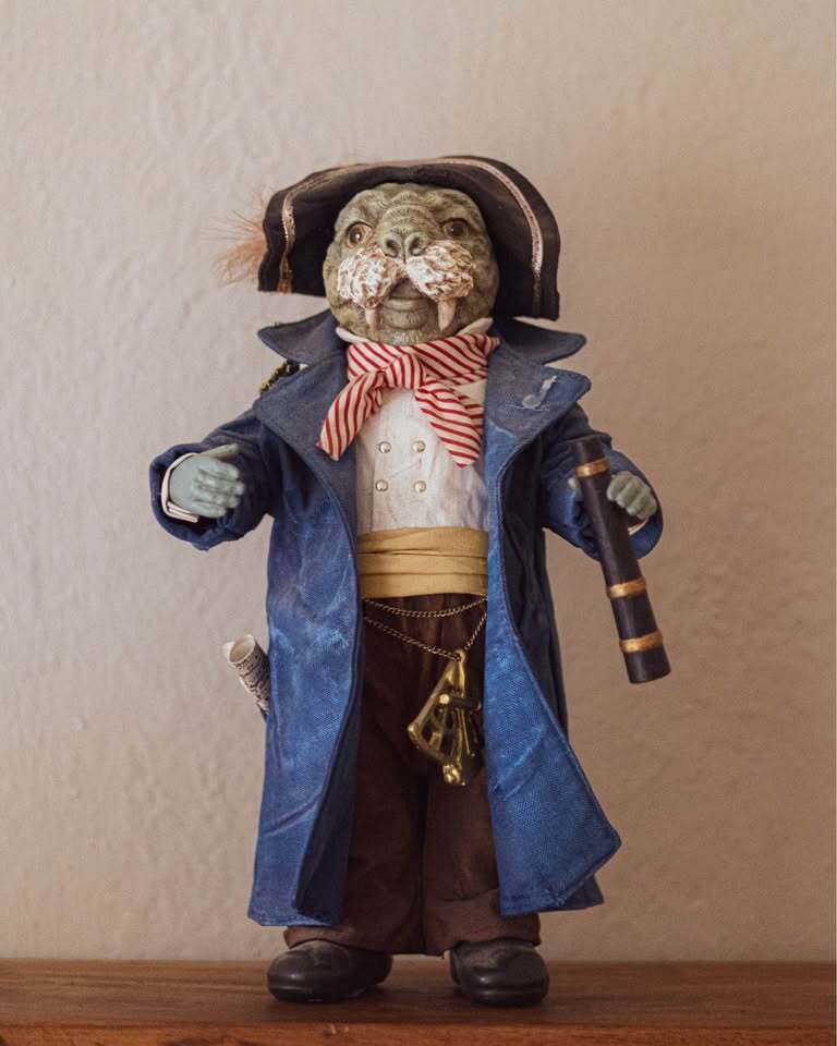 Admiral Waldo Walrus Figurine 1989